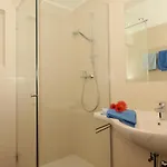 Günther Apartment *
